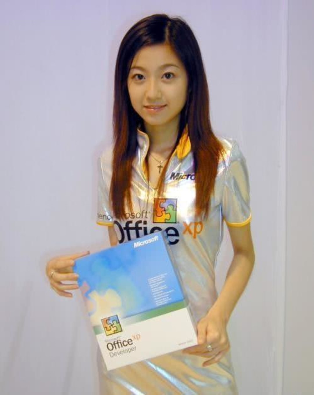 陈自瑶 曾经是“微软第一美女”