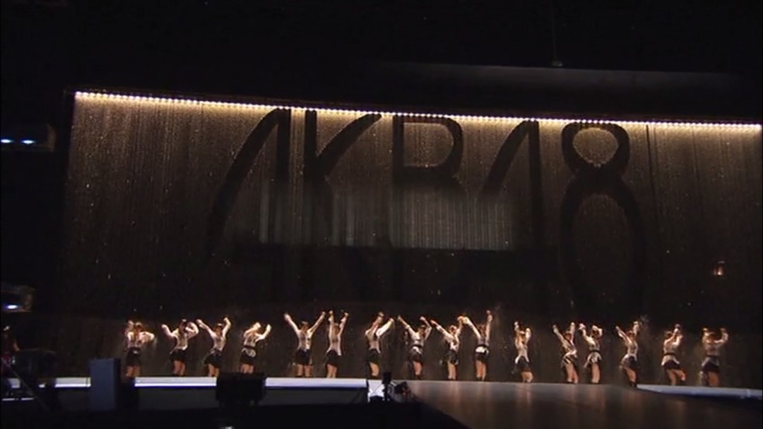 【 AKB 2012 “1830mの夢” 】退圈十年后看了下当年的Live，最好的AKB，最棒的闪光女孩们！——
